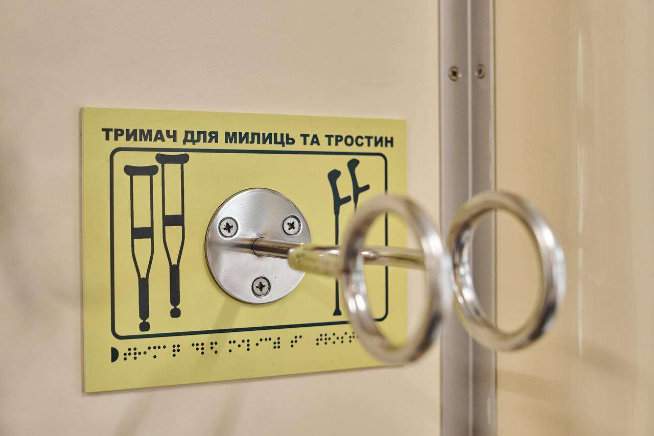 Курсуватимуть і через Дніпро: Укрзалізниця отримала потяги нового зразка