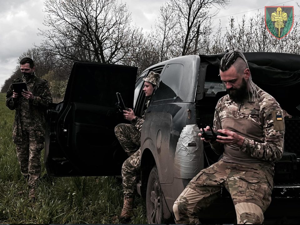 Глаза подразделений: бойцы криворожской бригады ВСУ показали, как используют дроны в боях - рис. 3