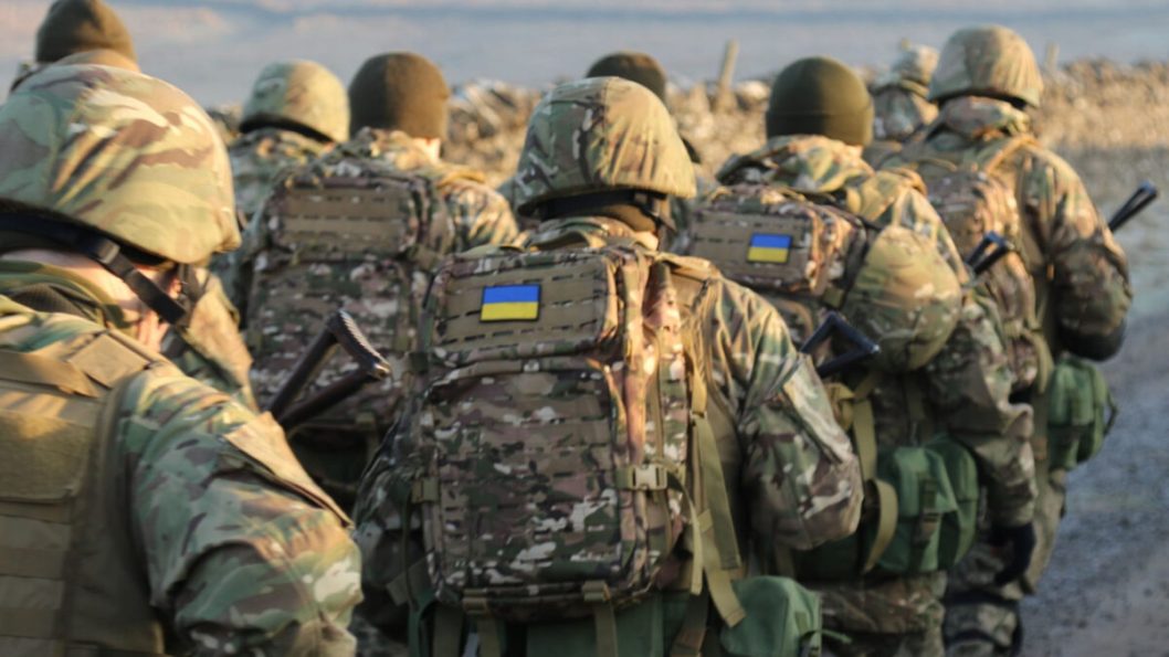 Українські військові відбили 70 атак окупантів на чотирьох напрямках: ситуація на фронті - рис. 1