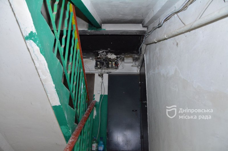 Оновлення в чотирьох під’їздах: у Дніпрі продовжують ремонтувати житловий фонд