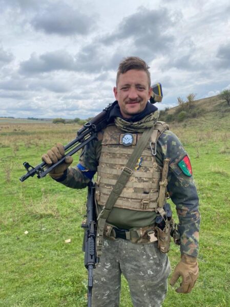 Младший сержант из Кривого Рога Виталий Кошиль погиб в бою с российскими оккупантами