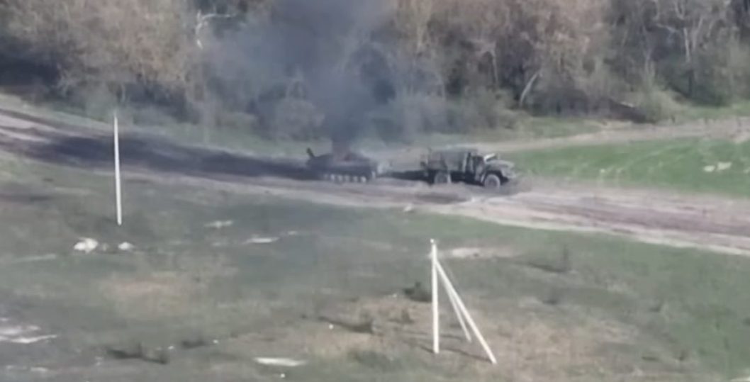 Сичеславские десантники уничтожили российский танк в Луганской области - рис. 1