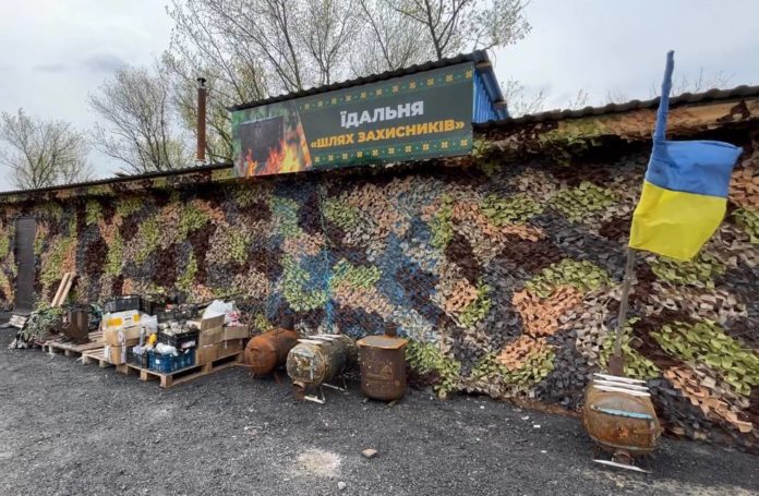 "Шлях захисників": у Павлоградському районі відкрили гуманітарний хаб для військовослужбовців