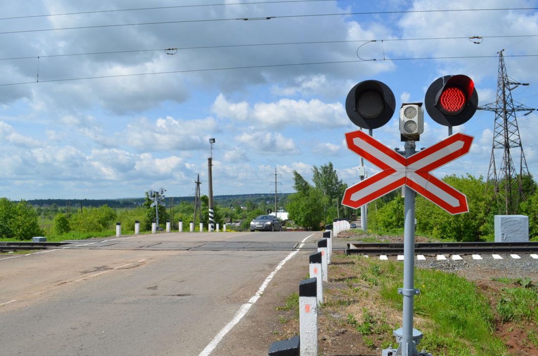 У Дніпрі на дві доби буде перекрито рух через залізничний переїзд на вулиці Мукачівській