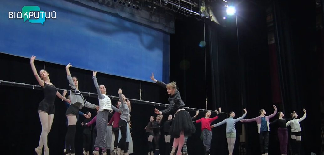 У Дніпровському театрі опери та балету готуються до міжнародного дня танцю