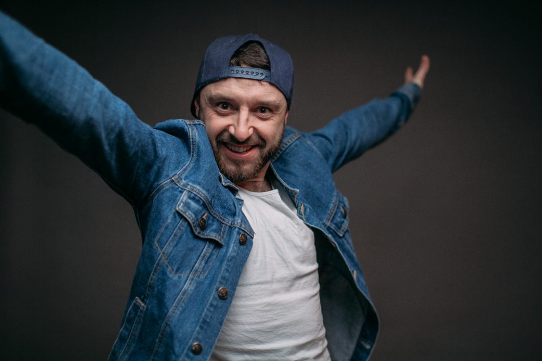 На фронті загинув рок-гітарист з Дніпропетровщини Андрій Касенюк