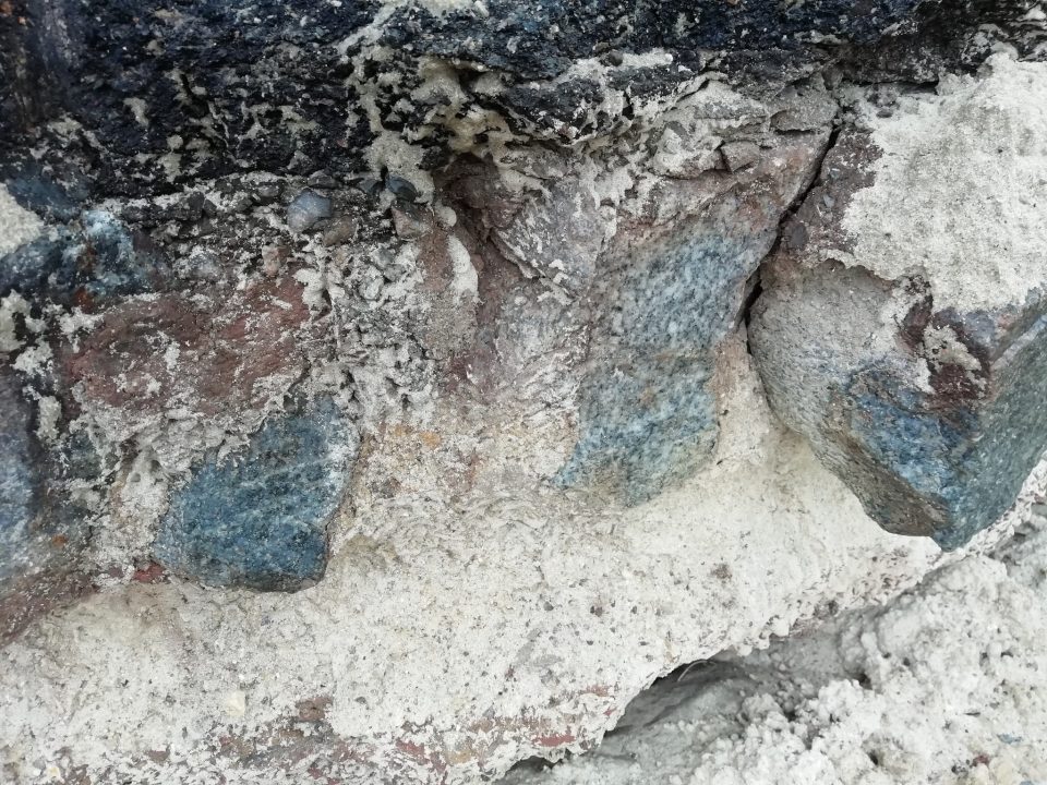 Римська дорога: у Кривому Розі під шаром асфальту виявили знахідку - рис. 2