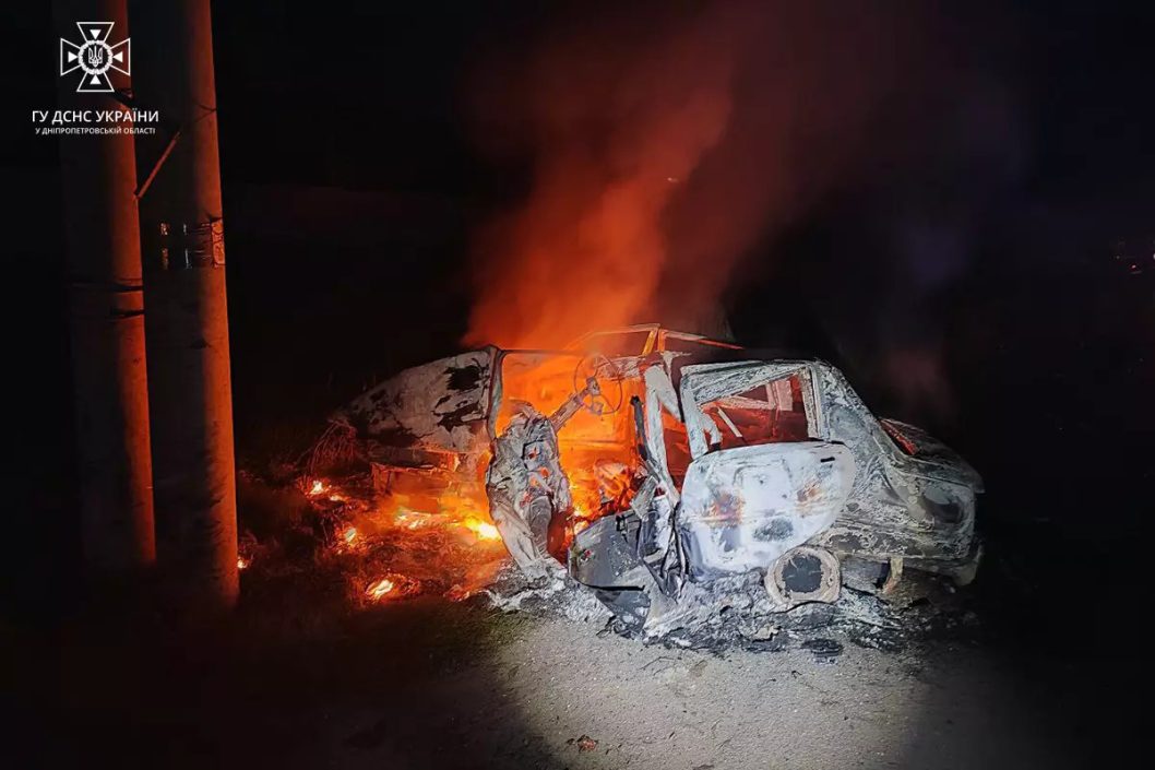 Автівка згоріла вщент: подробиці смертельної аварії на Новопокровській у Дніпрі - рис. 2
