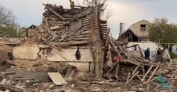 Как выглядят разрушенные в результате ракетного удара дома в Павлоградском районе - рис. 12