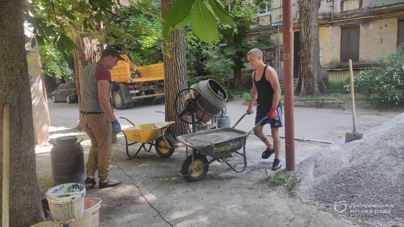 Как в Днепре проходят работы по расширению спортивных направлений в УТВ, ремонтам детских и спортивных площадок - рис. 7