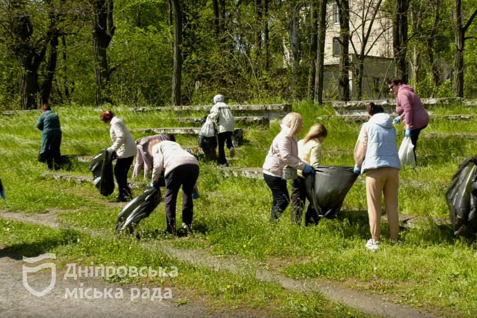 Дніпро піклується про стадіони міста та шукає різні шляхи, аби відновлювати їх для мешканців