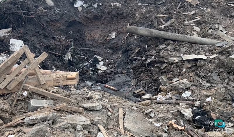 Як виглядають зруйновані внаслідок ракетного удару будинки у Павлоградському районі