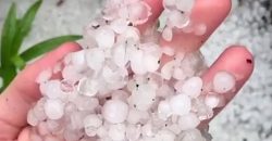 Потужна злива з градом накрила Дніпро (Відео) - рис. 1