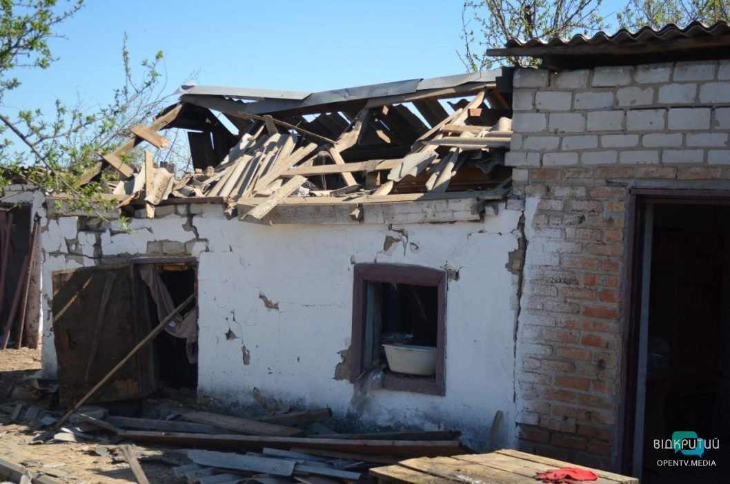 Понівечені будинки і зруйновані життя: наслідки ракетних ударів по приватному сектору у Павлограді