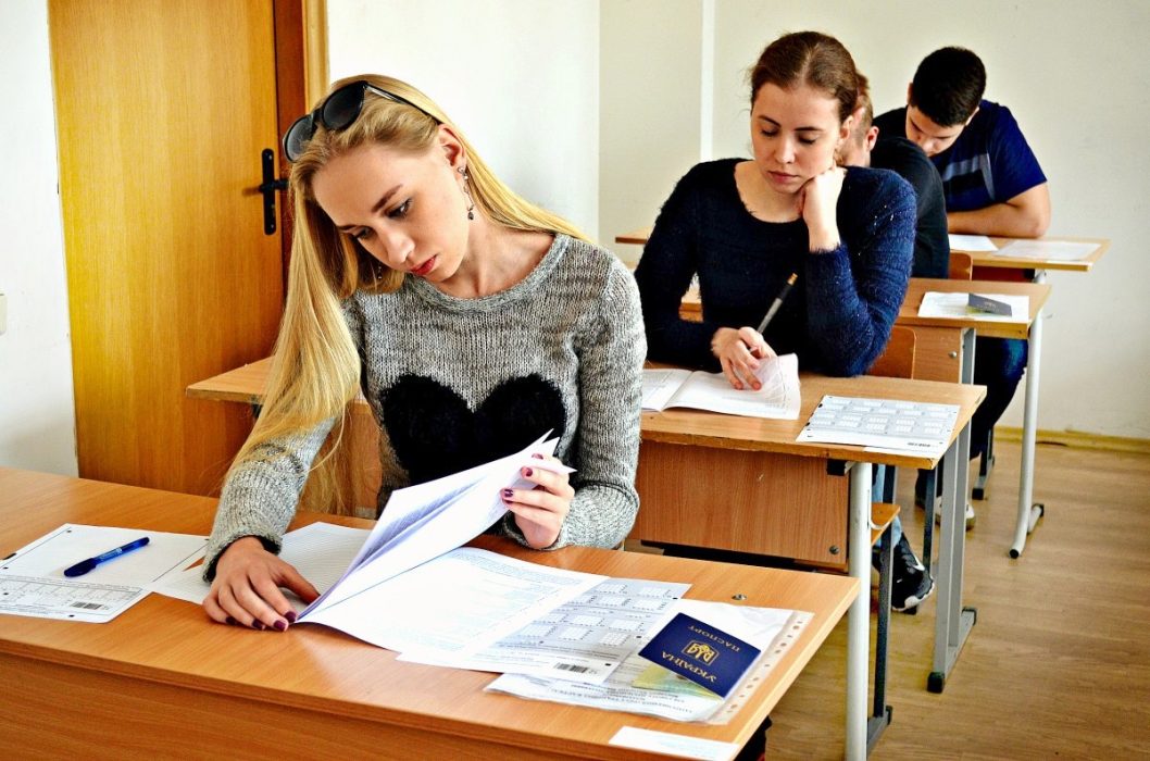 Как в Украине школьники будут сдавать Государственную итоговую аттестацию в 2023 года