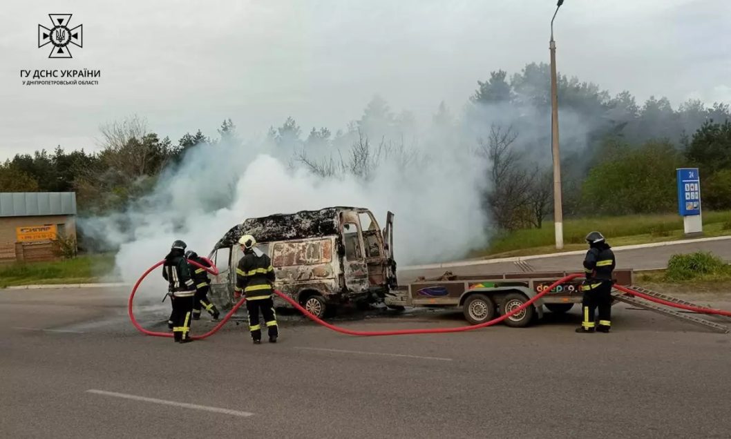 На Днепропетровщине дотла сгорели два автомобиля - рис. 3