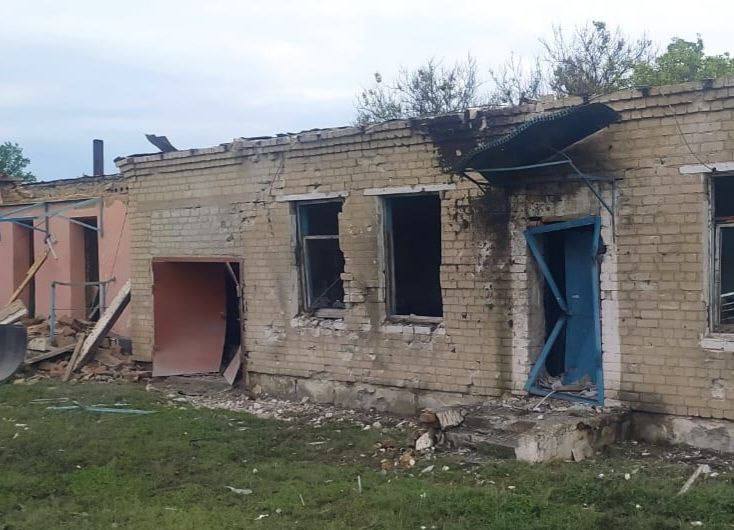 Российские оккупанты атаковали транспортное предприятие на Днепропетровщине: пострадал ребенок - рис. 1