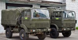 Днепр передал бойцам Украинской добровольческой армии грузовики и снаряжение - рис. 16