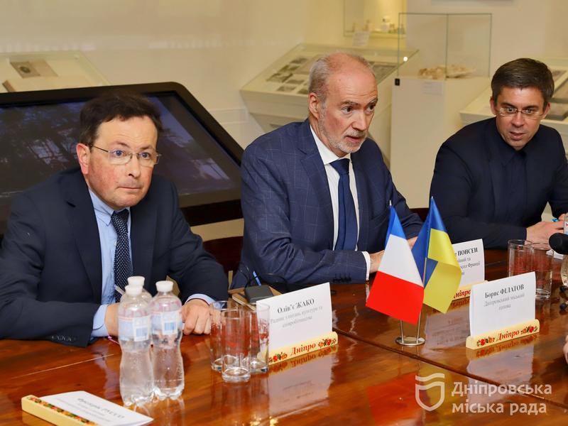 Мер Дніпра Філатов обговорив з послом Франції в Україні перспективи співпраці та підтримки міста