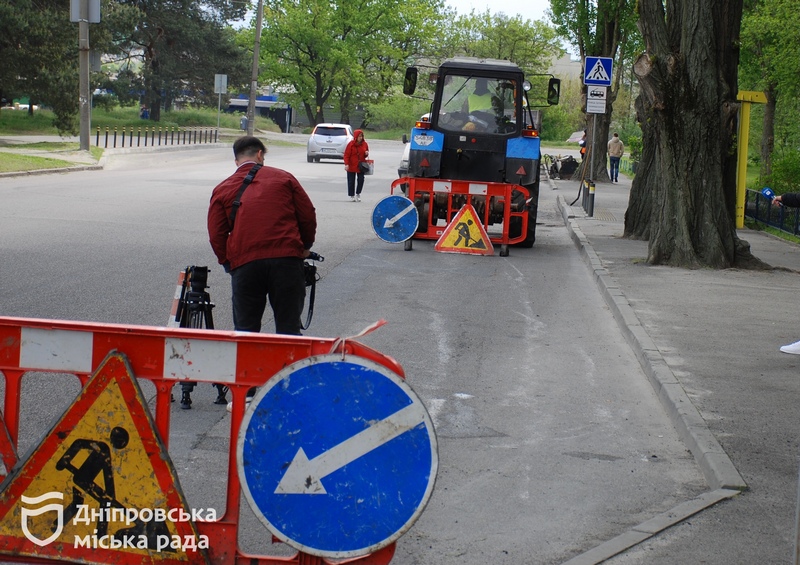 У Дніпрі тривають ремонти доріг, модернізація зовнішнього освітлення: де проводяться роботи