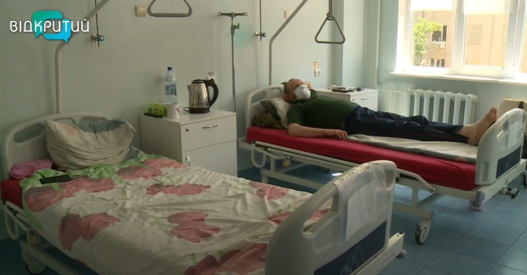 В Днепре лечат раненых украинских защитников из Бахмута - рис. 1