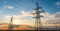 Ситуація в енергосистемі складна: українців закликають економити електроенергію