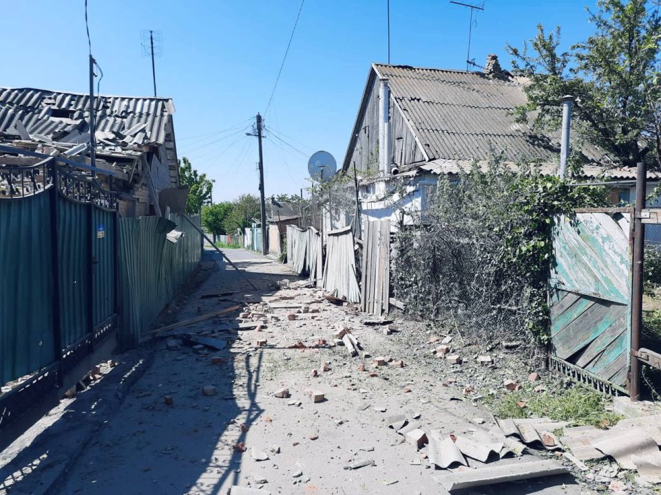 Есть пострадавшие: в течение дня оккупанты обстреливали Днепропетровскую область - рис. 3