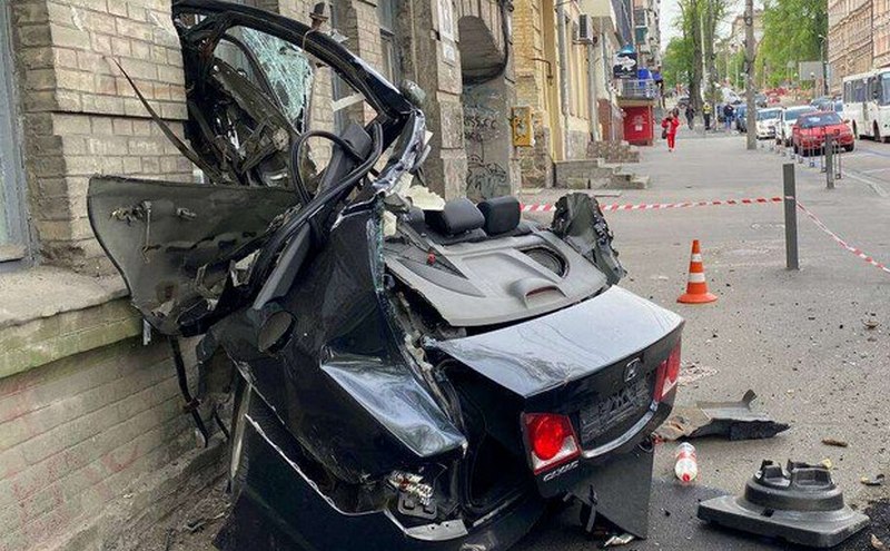 Не впорався з керуванням: подробиці смертельної ДТП на Січівських Стрільців у Дніпрі від поліції