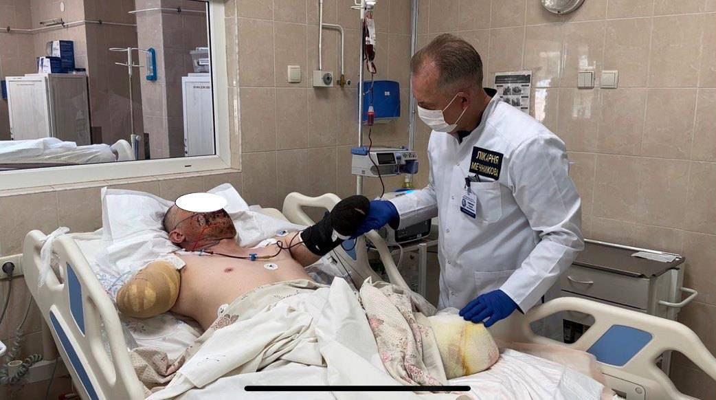 У Дніпрі врятували захисника, що отримав смертельно небезпечні поранення під Бахмутом