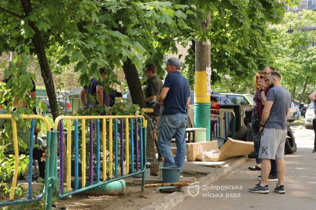 Жители Соборного района Днепра присоединились к общегородской толоке - рис. 4