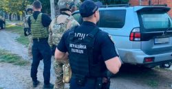 Правоохоронці Дніпропетровщині викрили масштабну схему ухиляння від військової служби - рис. 12
