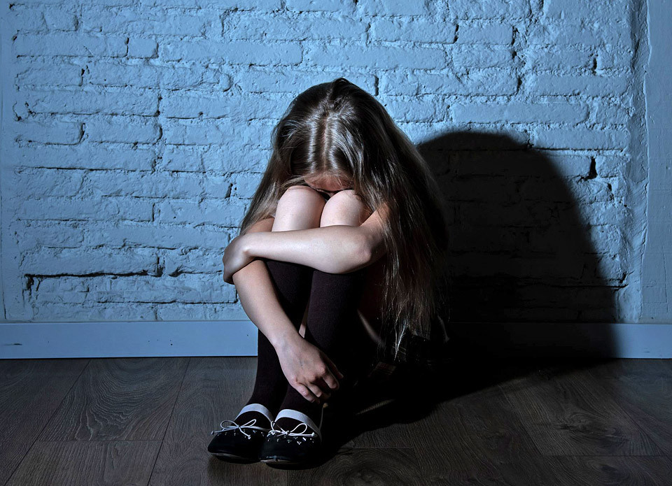На Дніпропетровщині чоловік зґвалтував 12-річну дитину