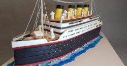 Розібʼється об смакові рецептори: дніпровський кондитер приготував солодкий «Титанік»
