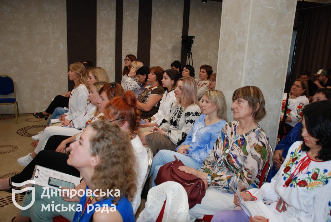 У Дніпрі відзначили українок, які здобувають перемогу на екофронті  - рис. 6