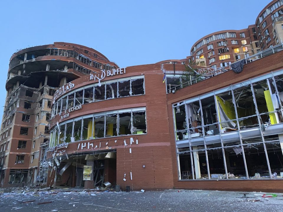 Трое погибших и 13 раненых: российские оккупанты совершили очередной теракт в Одессе - рис. 1