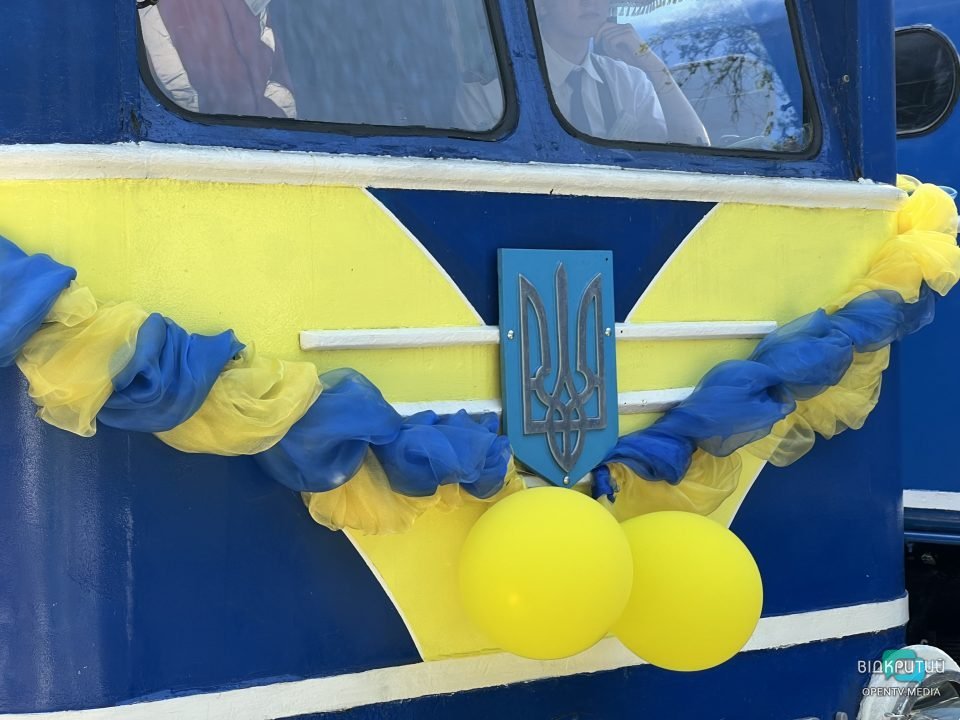 В Днепре в парке Глобы открылась детская железная дорога - рис. 5