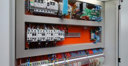 У Дніпрі, попри війну, в будинках продовжують оновлювати ліфти - рис. 3