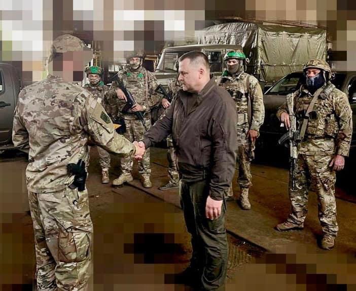 Борис Филатов с очередной партией техники от днепрян посетил бойцов ВСУ в Донецкой области - рис. 1