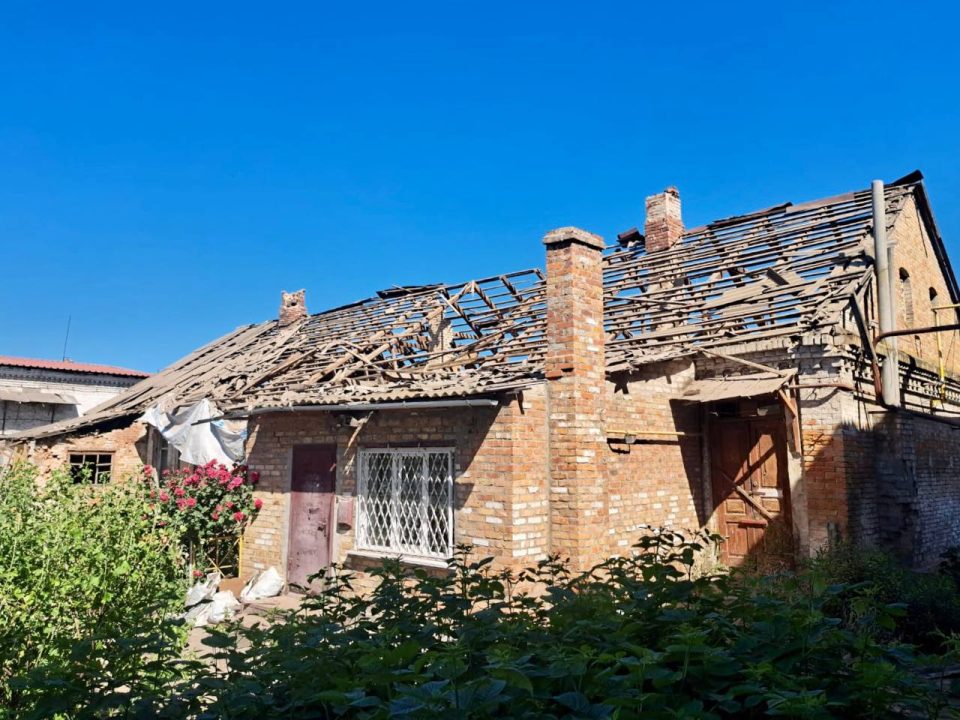 Российские оккупанты ударили по Никополю из тяжелой артиллерии - рис. 2