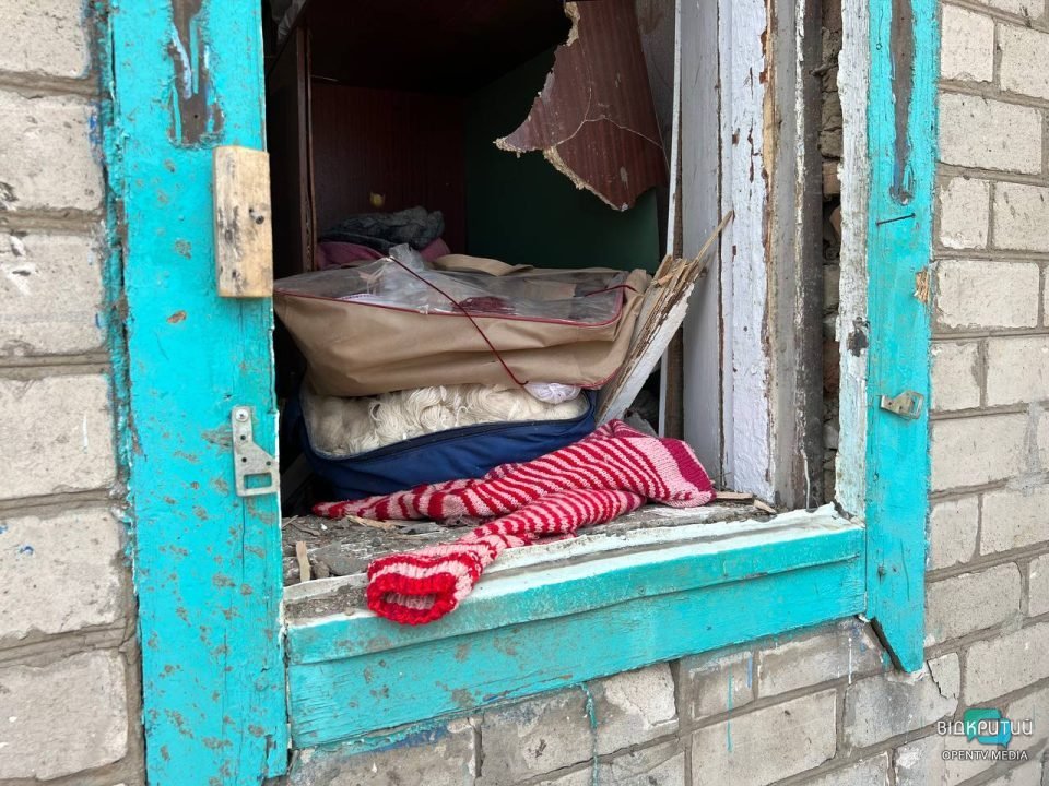 Зруйновані будинки і розбиті життя: мешканці Дніпра про наслідки ворожої атаки