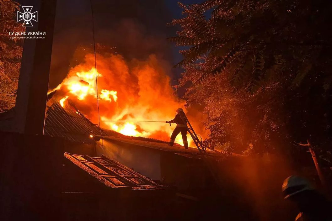 У Дніпрі сталася пожежа у приватному житловому будинку - рис. 1