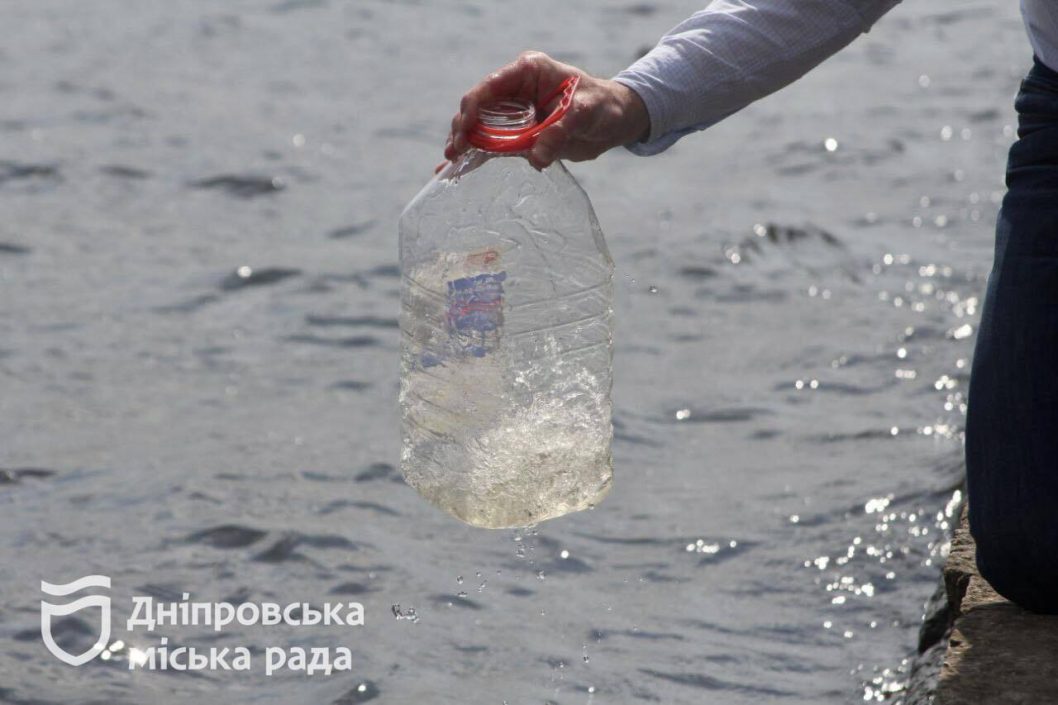 Якість води у річці Дніпро відповідає нормам: результати лабораторного дослідження