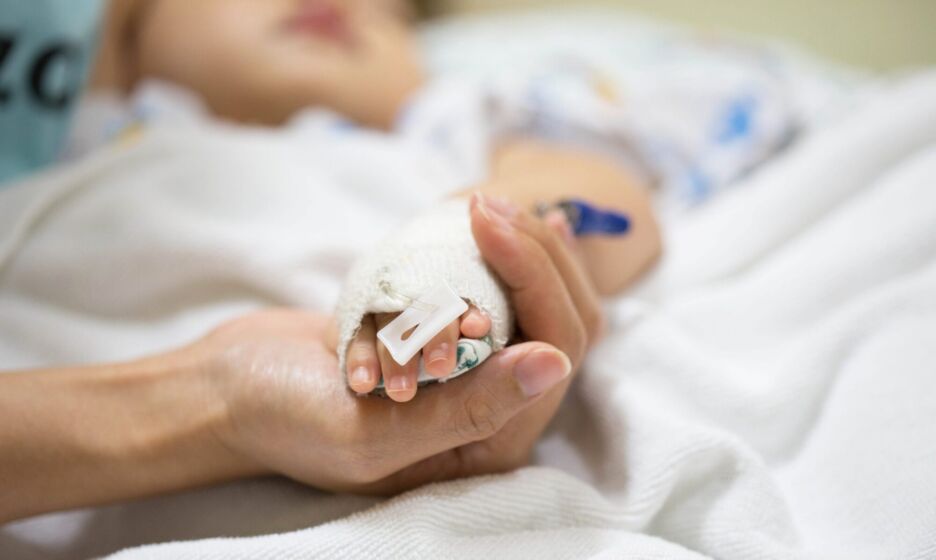 У Дніпропетровській області дитина впала у відро з окропом