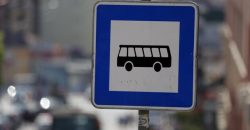 В Днепре горе-водитель припарковался на остановке общественного транспорта - рис. 6