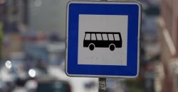 У Дніпрі горе-водій припаркувався на зупинці громадського транспорту - рис. 2