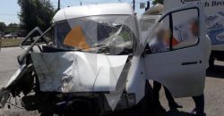 Є постраждалі: у Кривому Розу вантажівка протаранила ГАЗель
