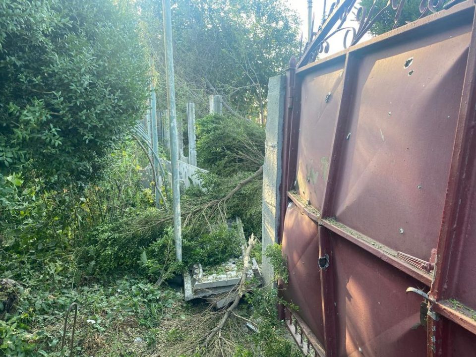 Російські окупанти обстріляли Нікопольський район: слідчо-оперативні групи фіксують наслідки влучань