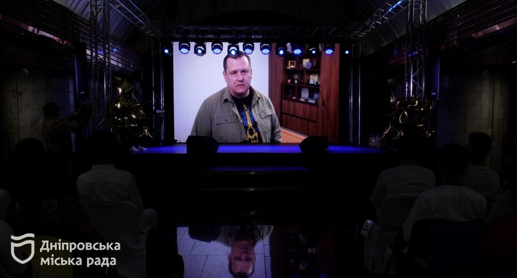 Несмотря на войну и дистанционное обучение, в Днепре увеличилось количество золотых медалистов. - рис. 4