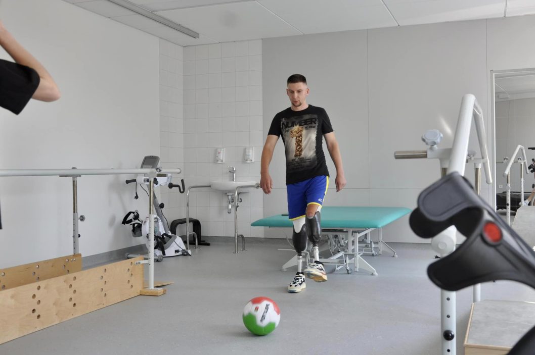 У Дніпрі врятували 33-річного захисника, який пережив російську катівню