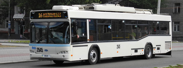 У Дніпрі з вини водійки тролейбуса загинула пасажирка: вирок суду